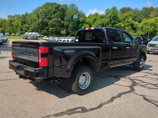 2025 Ford F-350 Platinum