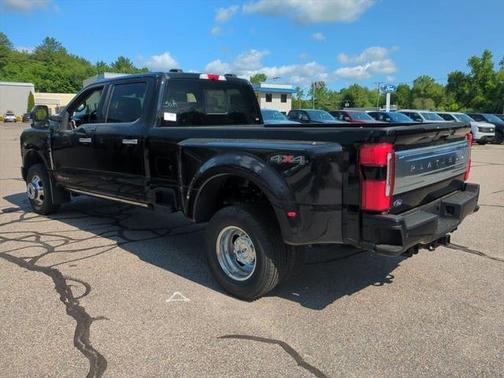 2025 Ford F-350 Platinum