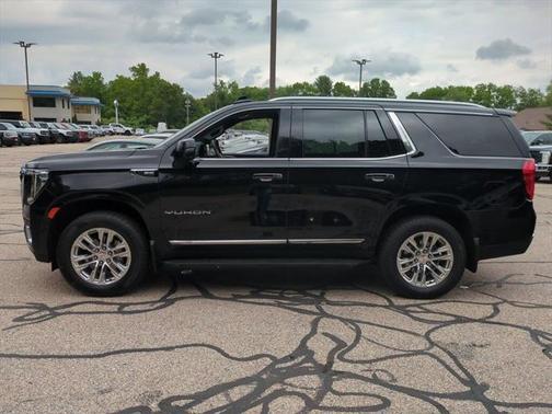 2022 GMC Yukon SLT