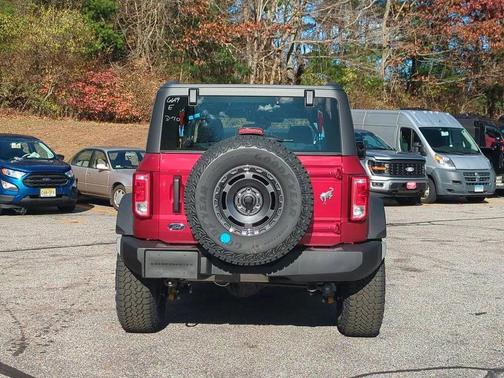 2025 Ford Bronco Base