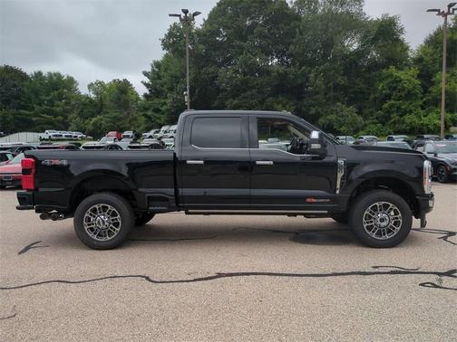 2025 Ford F-350 Platinum
