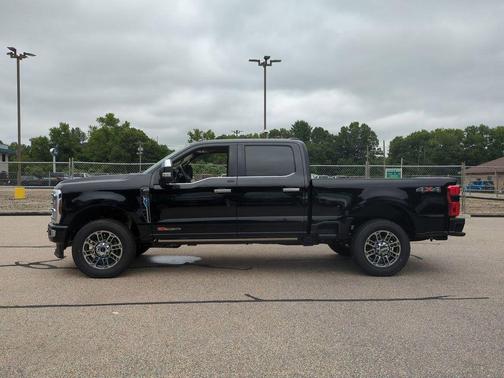 2025 Ford F-350 Platinum