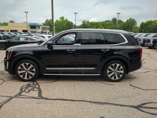 2022 Kia Telluride S
