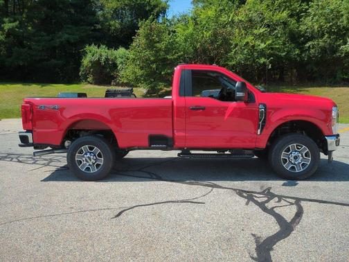 2025 Ford F-350 XLT