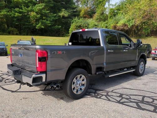 2026 Ford F-350 Lariat
