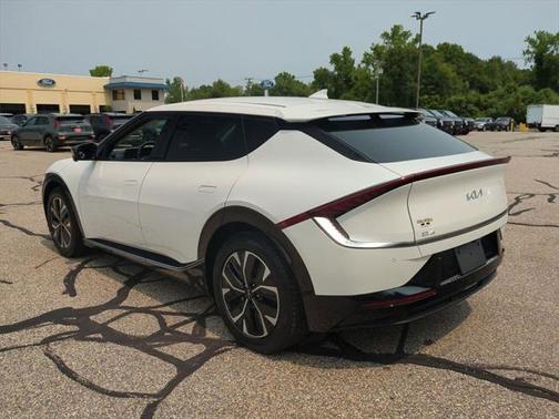 2022 Kia EV6 Wind