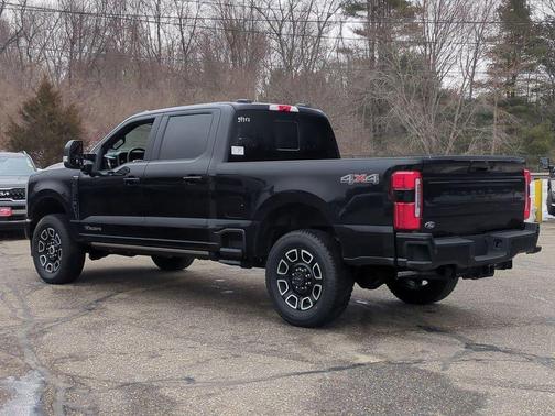 2026 Ford F-350 Platinum