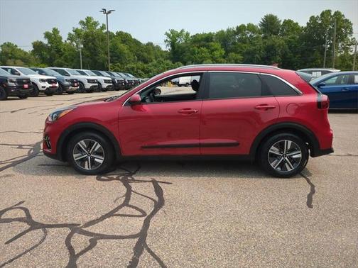 2022 Kia Niro LXS