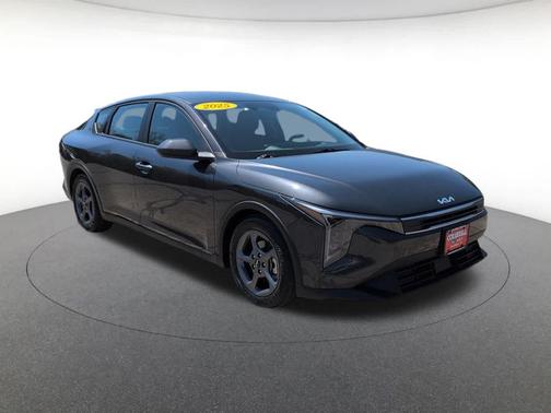 Interstellar Gray 2025 Kia K4 LXS