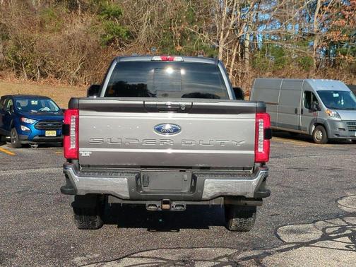 2023 Ford F-350 Lariat