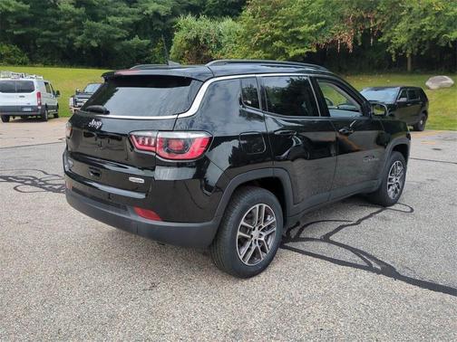 2017 Jeep New Compass Latitude