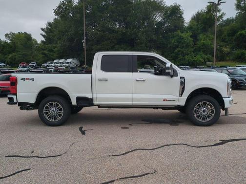 2025 Ford F-350 Platinum