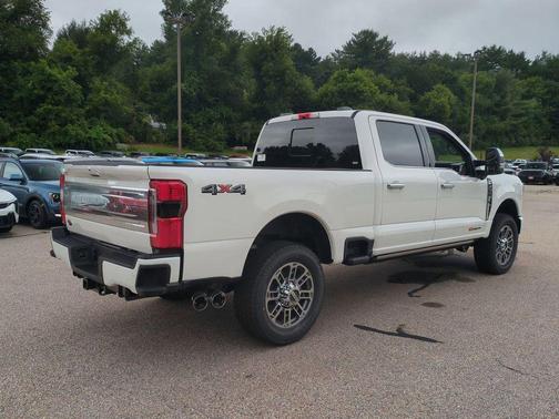 2025 Ford F-350 Platinum