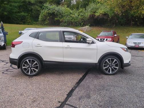 2018 Nissan Rogue Sport SL