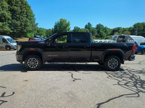 2023 GMC Sierra 2500 AT4