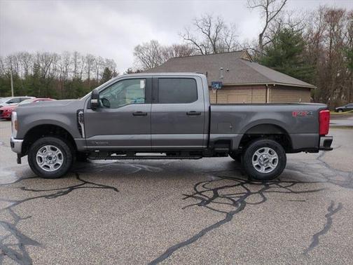 2025 Ford F-250 XLT