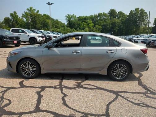 2022 Kia Forte GT-Line