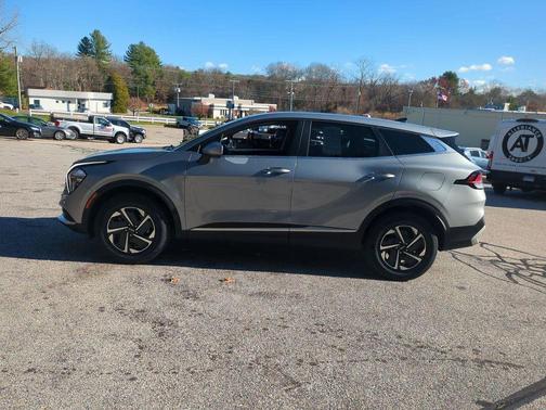 2023 Kia Sportage Hybrid LX