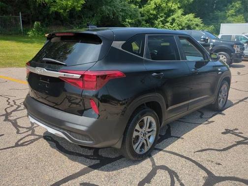 2022 Kia Seltos LX