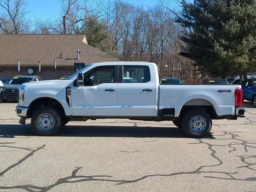 2025 Ford F-250 XL