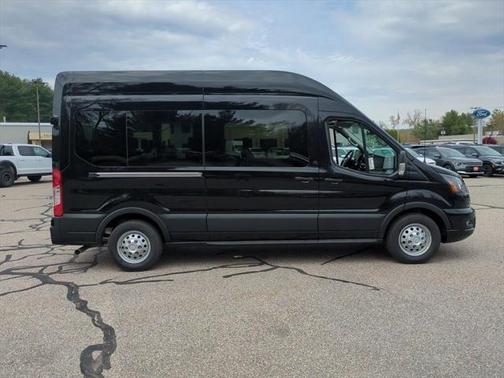 2025 Ford Transit-350 XLT