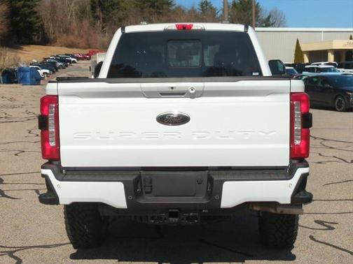 2025 Ford F-350 Lariat