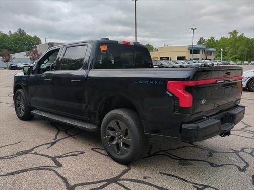 2025 Ford F-150 Lightning LARIAT