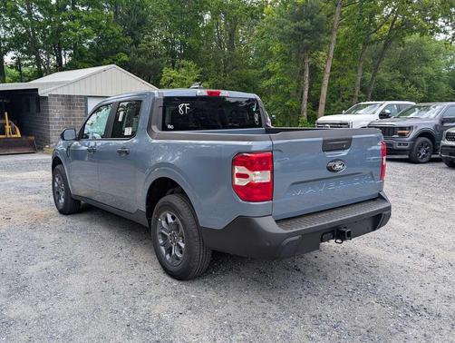 Azure Gray Metallic Tri-Coat 2026 Ford Maverick XLT