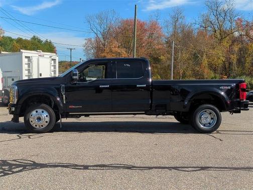 2026 Ford F-450 Platinum