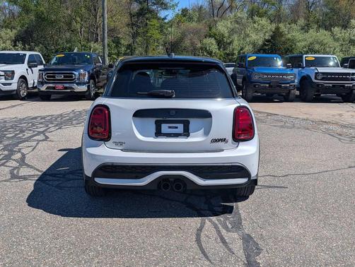Nanuq White Metallic 2024 MINI Hardtop Cooper S