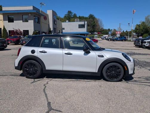 Nanuq White Metallic 2024 MINI Hardtop Cooper S