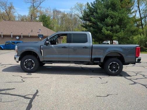 2025 Ford F-250 XLT