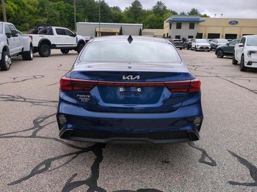 2022 Kia Forte LXS