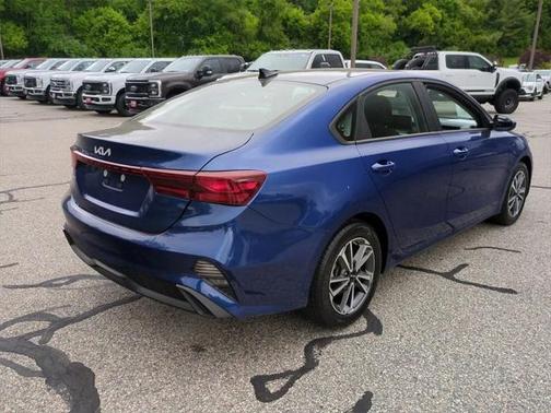 2022 Kia Forte LXS