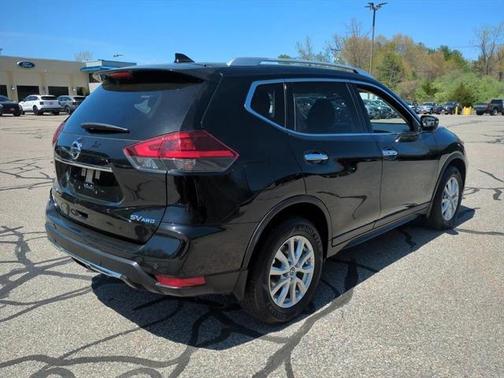 2020 Nissan Rogue SV