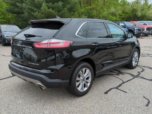 2019 Ford Edge Titanium