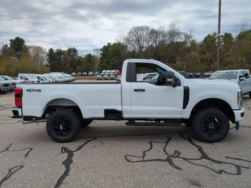 2025 Ford F-350 XL