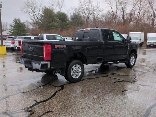 2025 Ford F-350 XLT