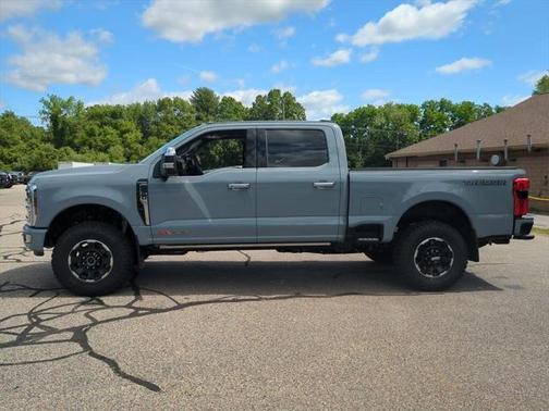 2025 Ford F-350 Platinum