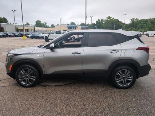 2023 Kia Seltos LX