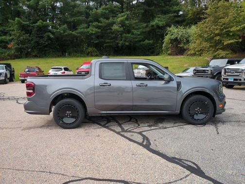 2025 Ford Maverick Lobo Standard