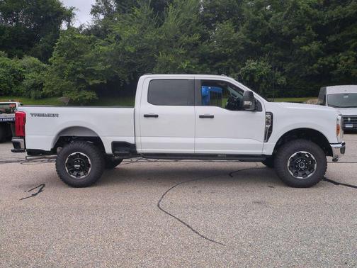 2025 Ford F-350 XLT