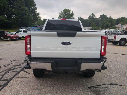 2025 Ford F-350 XLT