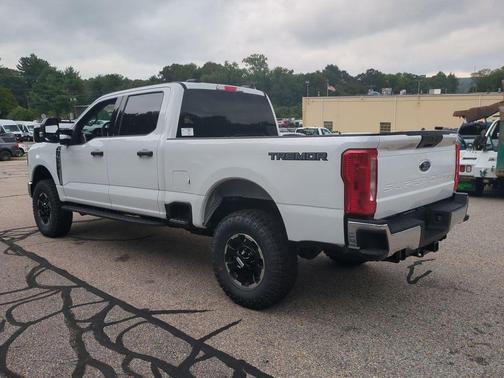 2025 Ford F-350 XLT