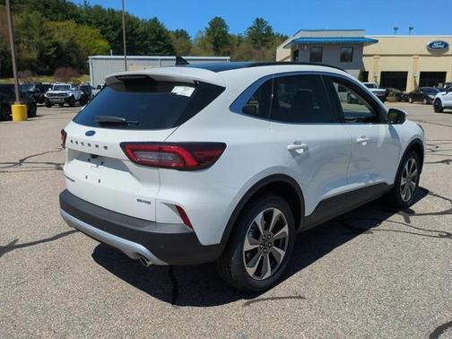 2025 Ford Escape Platinum