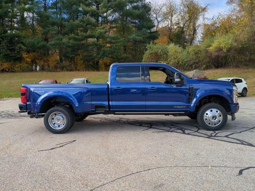 2026 Ford F-450 Platinum