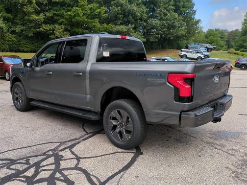 2025 Ford F-150 Lightning Flash
