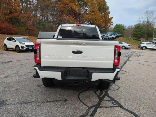 2026 Ford F-350 Lariat