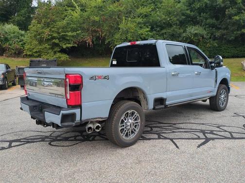 2025 Ford F-350 Platinum