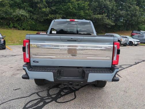 2025 Ford F-350 Platinum